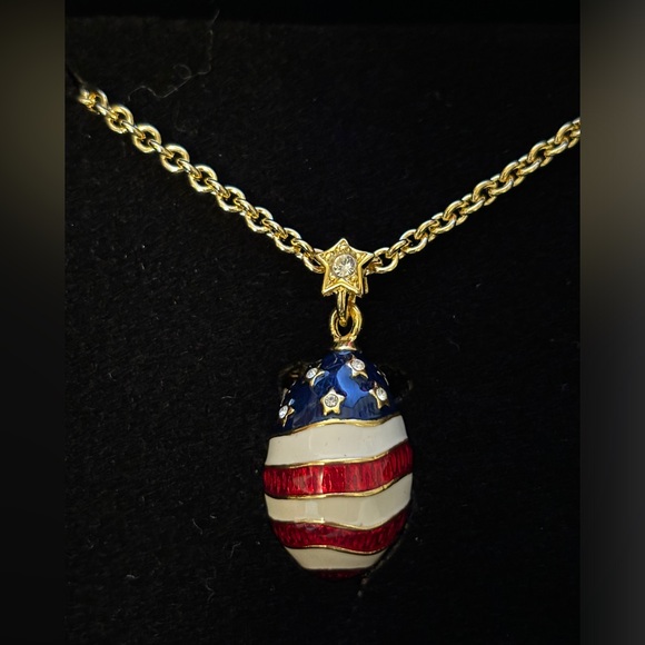 Joan Rivers vintage red, white, and blue enamel egg pendant necklace 32” - Picture 3 of 6